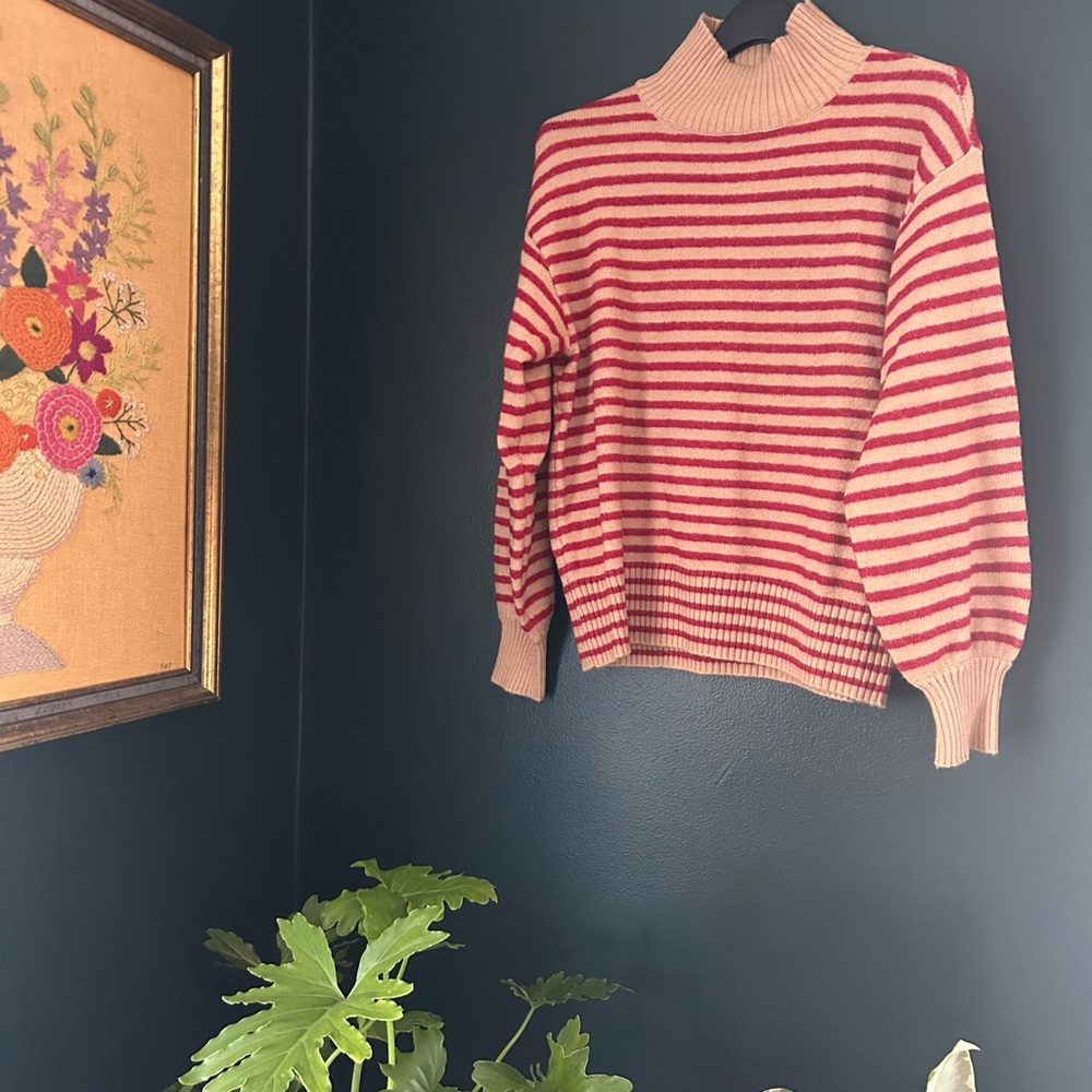 NWT Ann Taylor Striped Red and Cream Women's Sweater